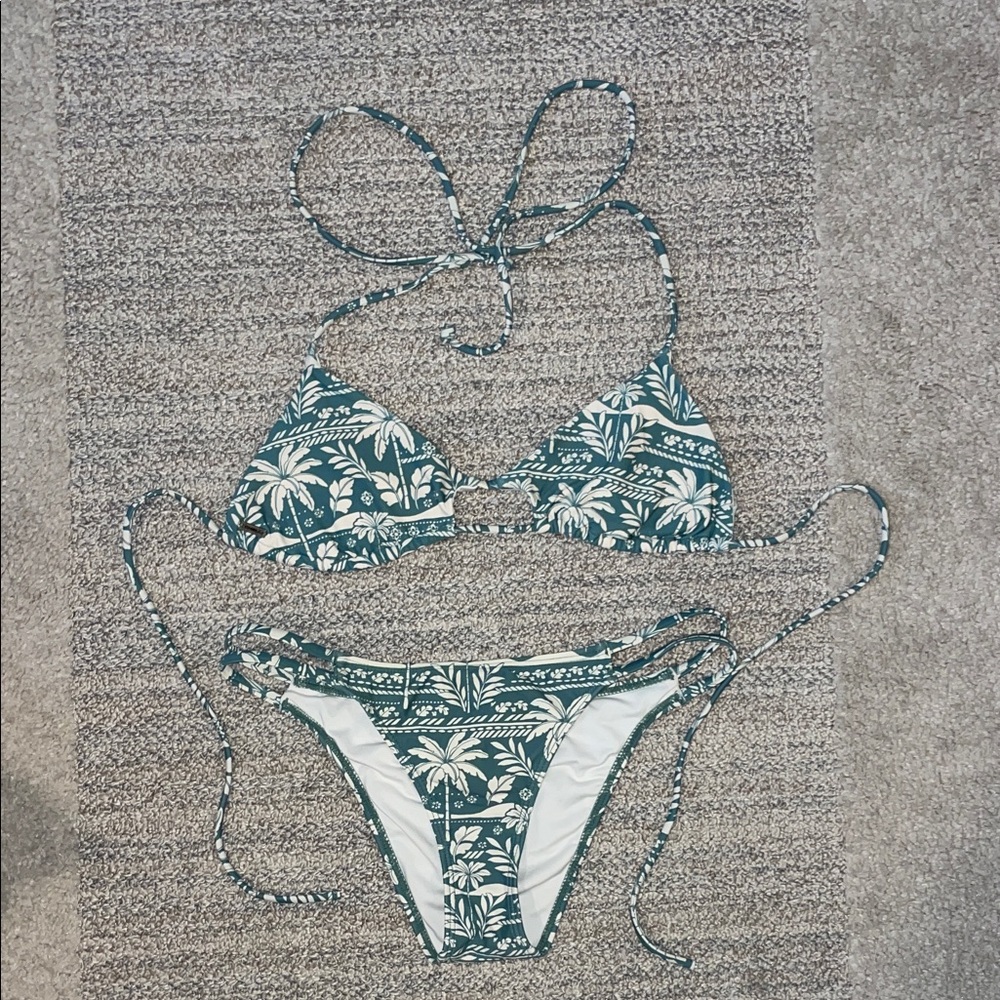 O'Neill Green and White Tropical Tie-String Bikini